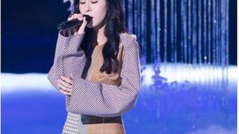 张碧晨新专辑《Echoes of Now》词曲全包：这一次她只写自己